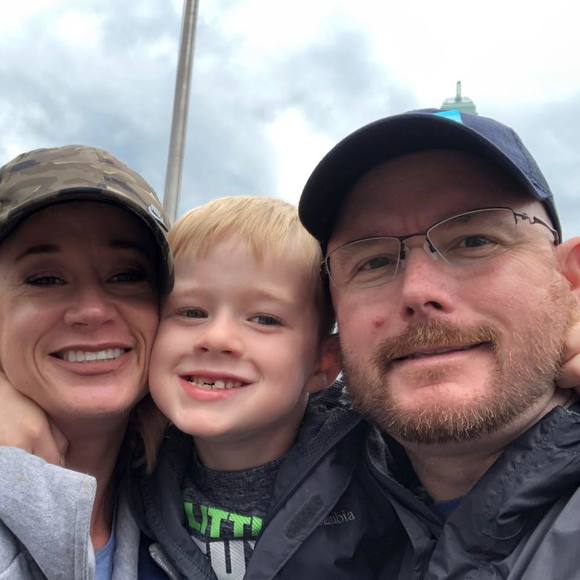 Meet your Posher, Tom - Picture 1 of 1